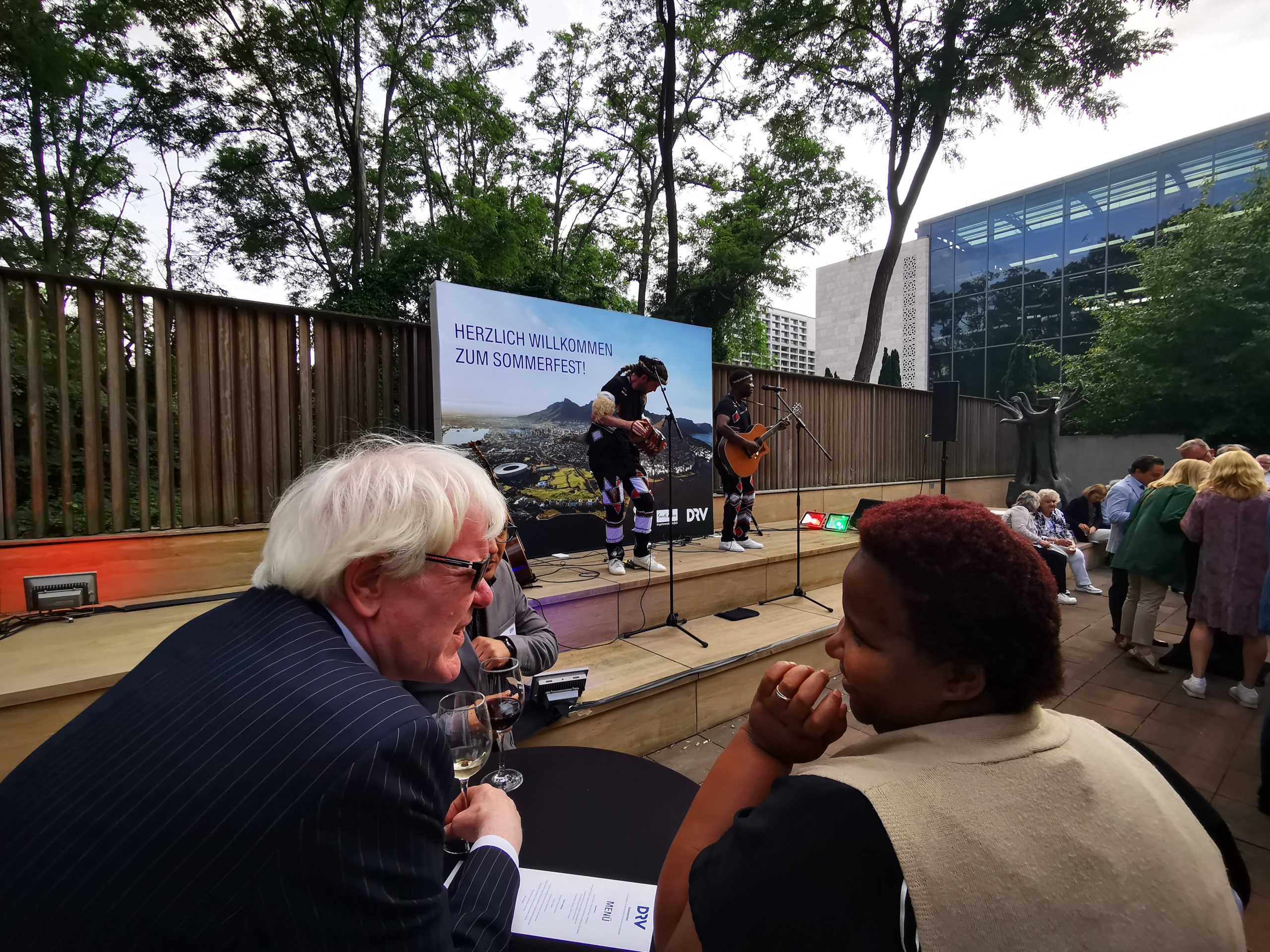 DRV feierte Sommerfest in der Botschaft Südafrikas in Berlin Südafrika TV